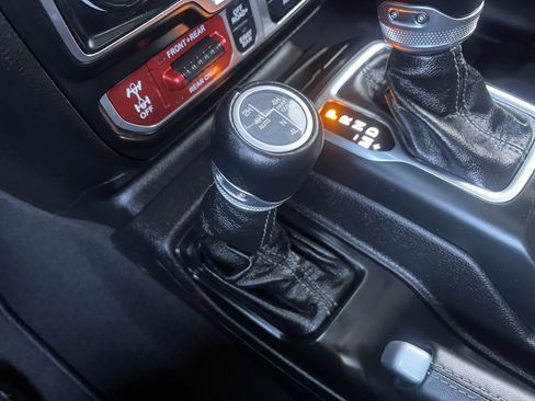 New 2026 Jeep Wrangler Unlimited Rubicon image 32