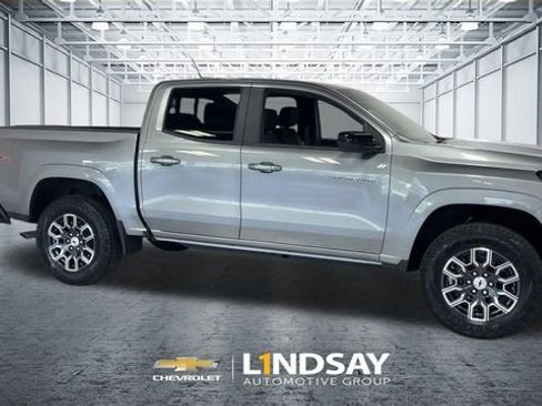 Certified 2024 Chevrolet Colorado Z71 w/ Z71 Convenience Package 2 AWD/4WD image 3