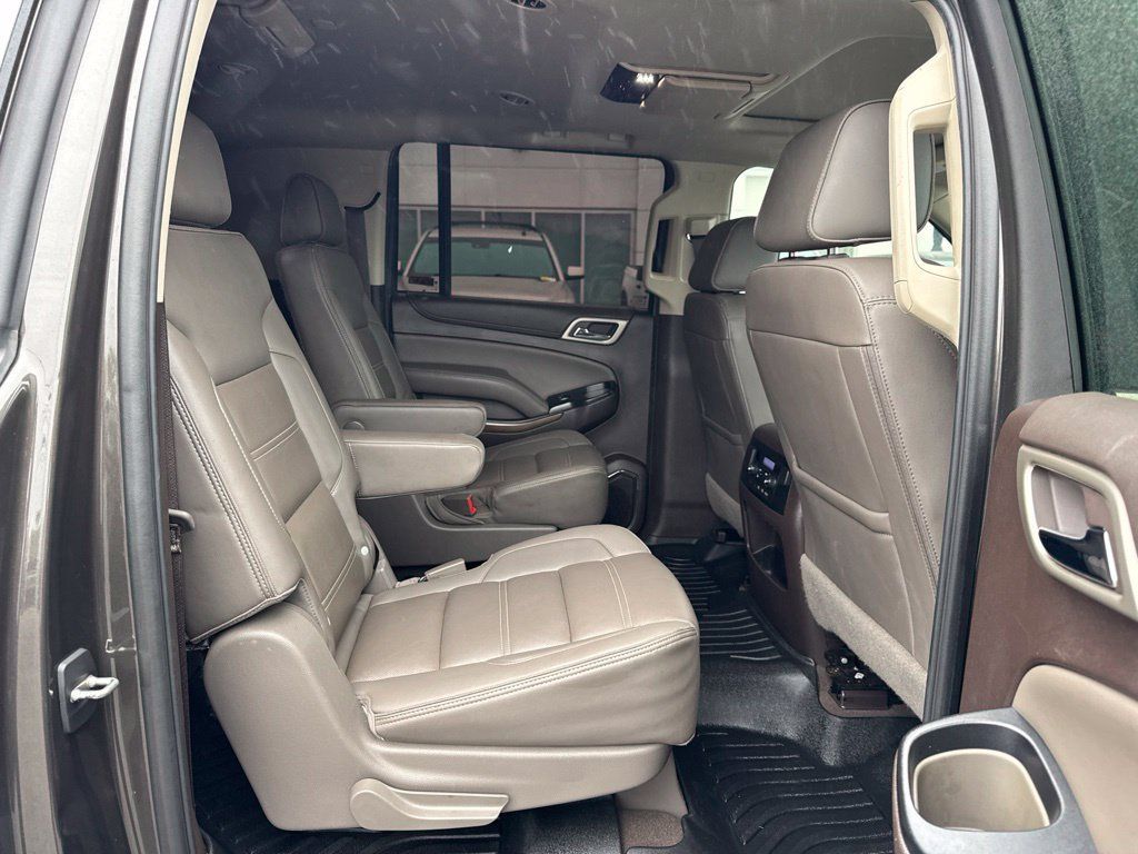 Used 2019 GMC Yukon XL Denali w/ Denali Ultimate Package RWD image 22