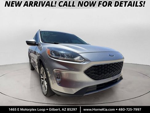Used 2022 Ford Escape SEL FWD image 1