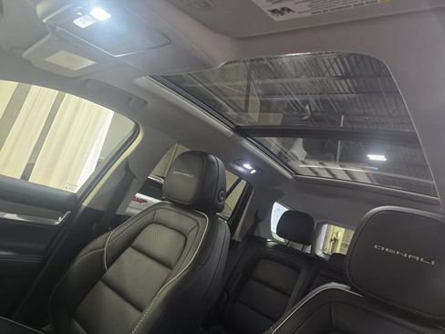 Used 2026 GMC Terrain Denali AWD/4WD image 6