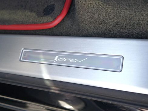 Used 2021 Bentley Bentayga Speed image 16
