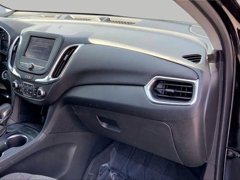 Used 2023 Chevrolet Equinox LT FWD image 17