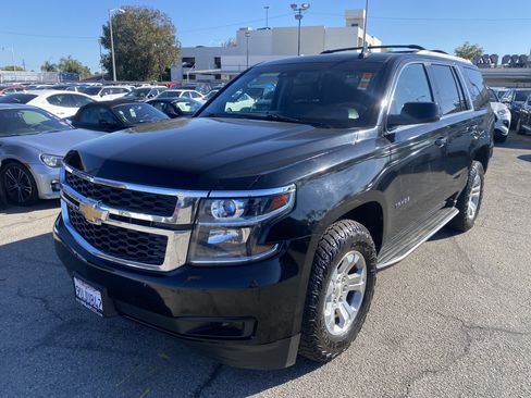 Used 2017 Chevrolet Tahoe LT AWD/4WD image 2