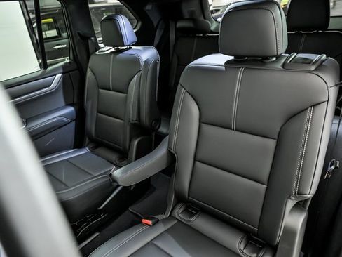 New 2026 GMC Acadia Elevation w/ Black Edition image 9