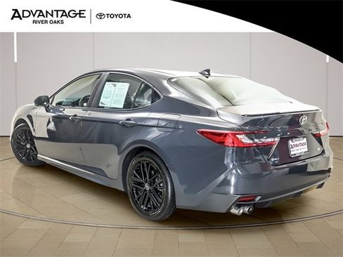 Certified 2025 Toyota Camry SE image 5