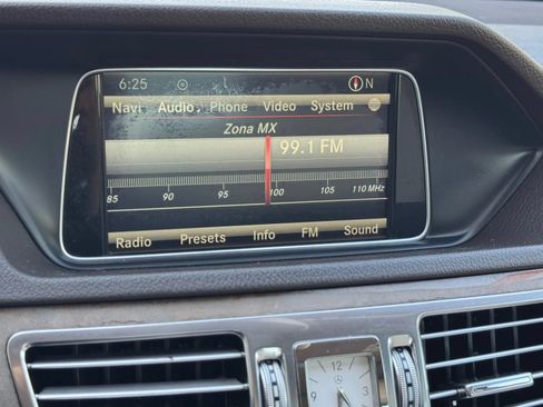 Used 2014 Mercedes-Benz E 350 Sedan image 30