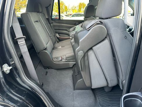 Used 2019 GMC Yukon SLE image 23