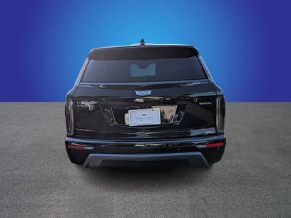 New 2026 Cadillac Vistiq Luxury w/ LPO, Floor Liner Package