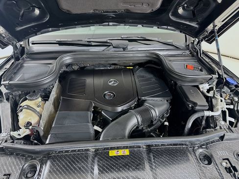 Certified 2025 Mercedes-Benz GLE 350 4MATIC image 33