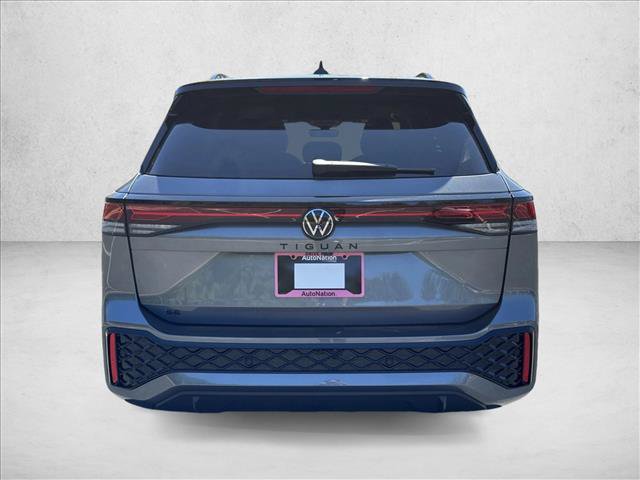New 2026 Volkswagen Tiguan SE R-Line FWD image 6
