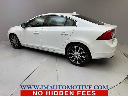 Used 2018 Volvo S60 T5 Inscription Platinum AWD/4WD image 3