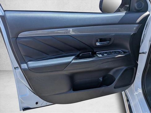 Used 2020 Mitsubishi Outlander SEL AWD/4WD image 10