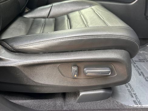 Used 2025 Honda CR-V EX-L image 23