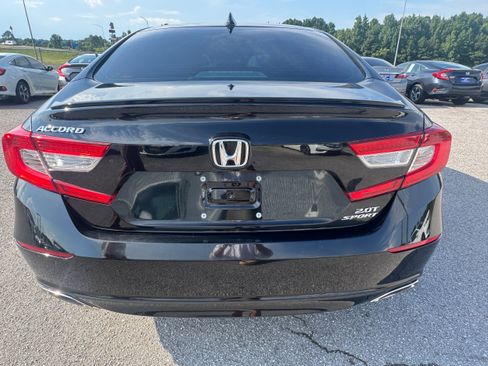 Used 2021 Honda Accord Sport image 7