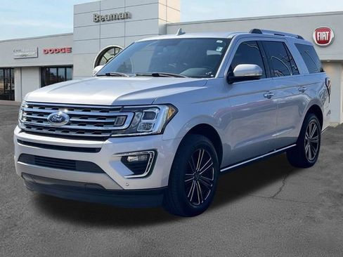 Used 2018 Ford Expedition Limited RWD image 3