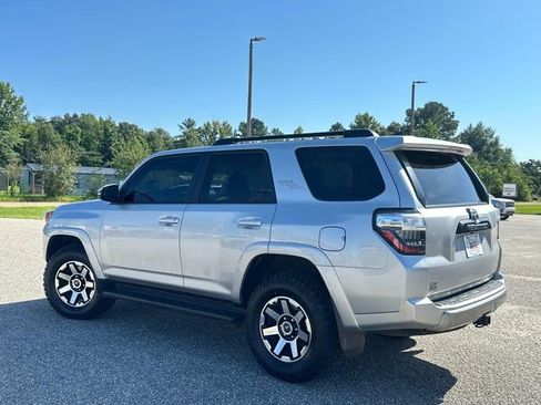 Used 2022 Toyota 4Runner TRD Off-Road Premium image 8