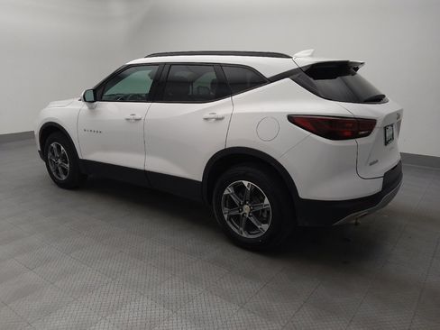Used 2024 Chevrolet Blazer LT w/ Convenience Package FWD image 3