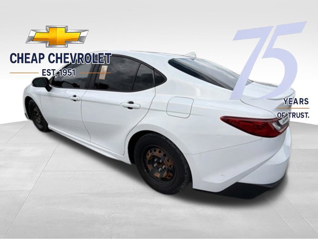 Used 2025 Toyota Camry SE w/ Convenience Package FWD image 3