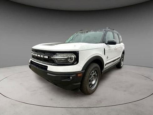 New 2024 Ford Bronco Sport Outer Banks image 1
