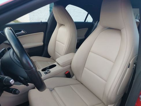 Used 2018 Mercedes-Benz CLA 250 image 17