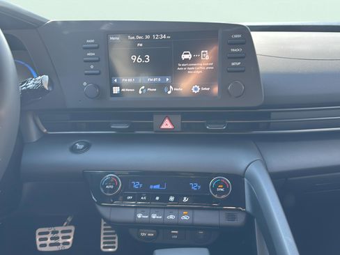 New 2026 Hyundai Elantra Sport image 10