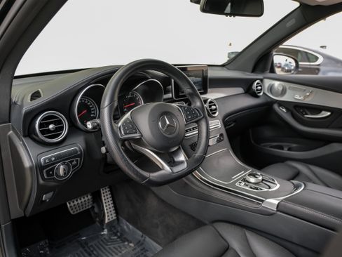 Used 2019 Mercedes-Benz GLC 43 AMG 4MATIC image 2