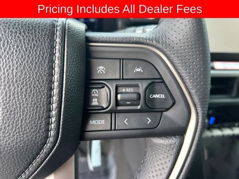 Used 2026 Toyota 4Runner Limited AWD/4WD image 9