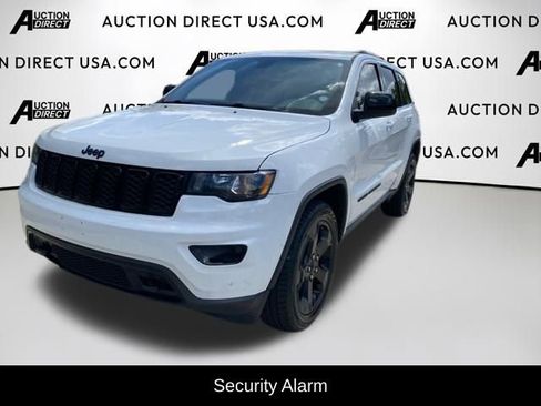 Used 2019 Jeep Grand Cherokee Laredo image 8