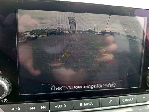 Used 2023 Nissan Rogue SV FWD image 15