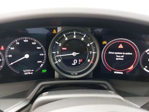 Certified 2024 Porsche 911 Carrera S RWD image 17