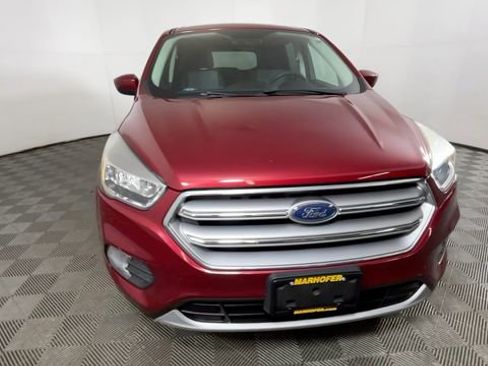 Used 2017 Ford Escape SE FWD image 12