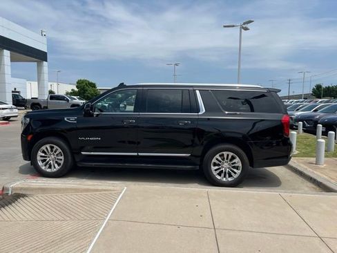 Used 2022 GMC Yukon XL SLT w/ SLT Premium Package RWD image 7