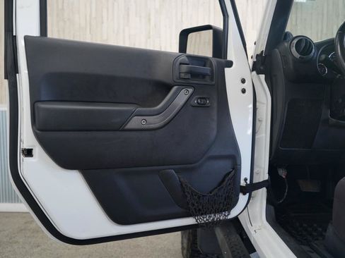 Used 2014 Jeep Wrangler Sport w/ Quick Order Package 24S AWD/4WD image 25