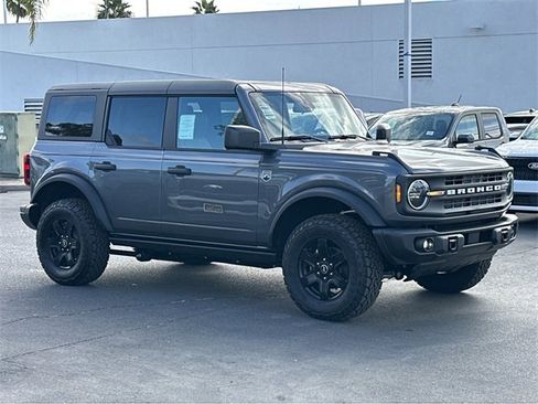 New 2025 Ford Bronco Big Bend w/ Black Diamond Package image 3