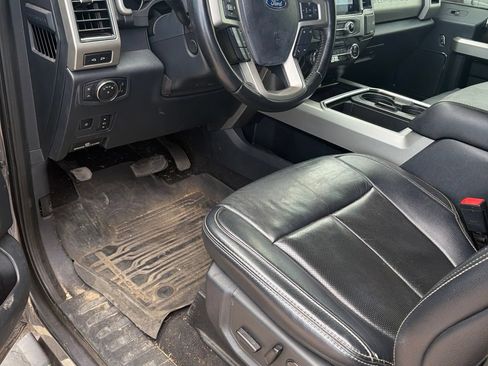 Used 2022 Ford F250 Lariat w/ Lariat Ultimate Package AWD/4WD image 10