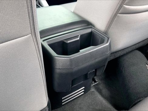 Used 2025 Toyota Tacoma TRD Off-Road image 39