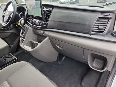 Used 2023 Ford Transit 350 XLT RWD image 12