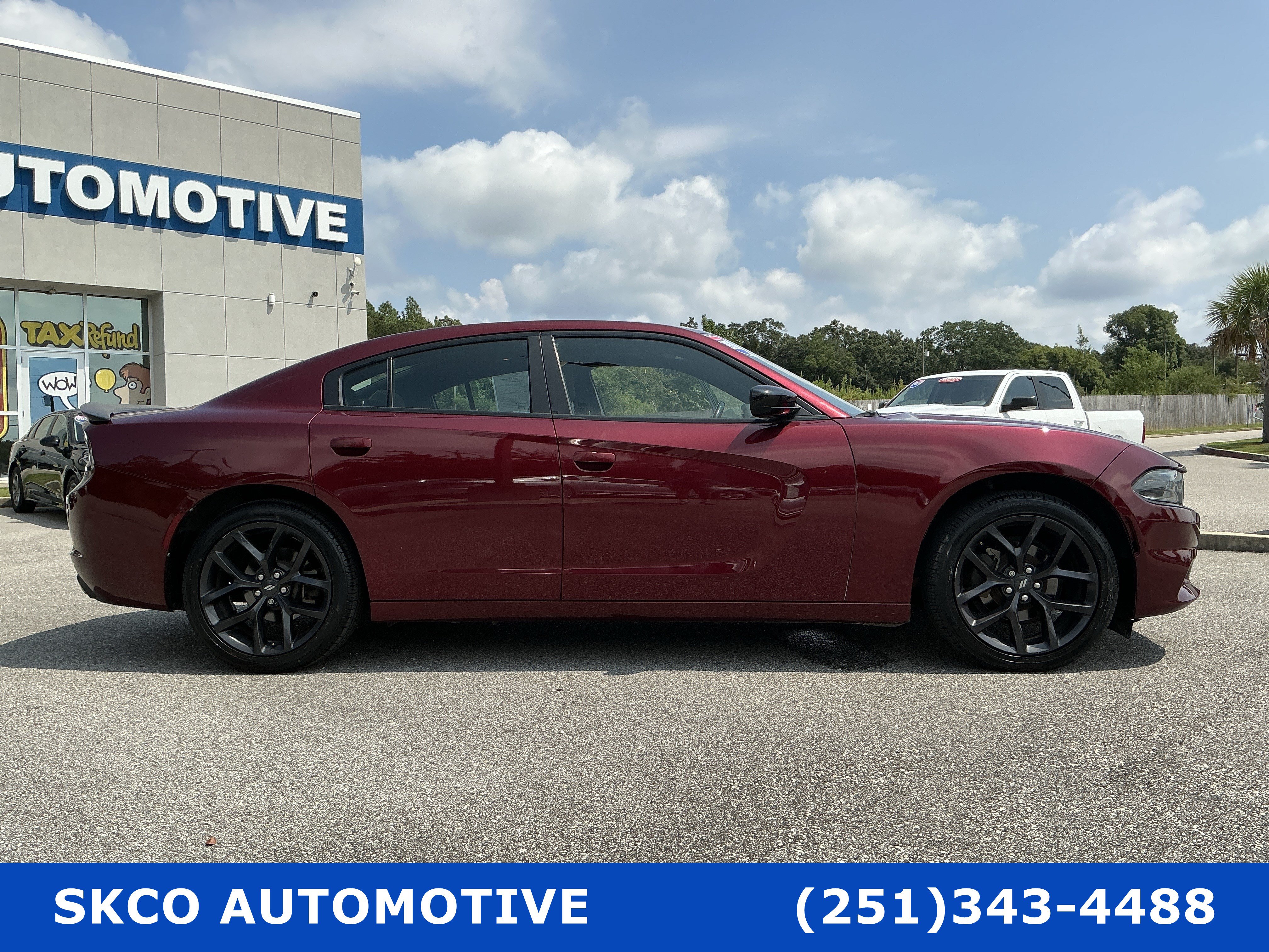 Used 2020 Dodge Charger SXT w/ Blacktop Package RWD image 6