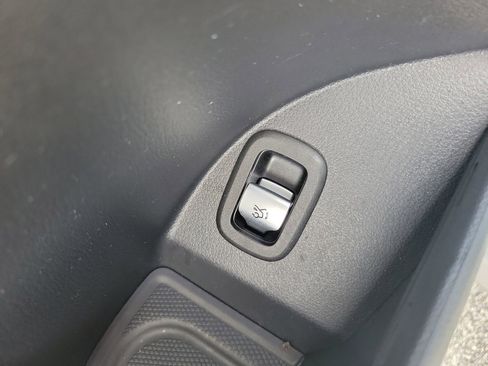 Used 2024 Mercedes-Benz GLC 300 image 20