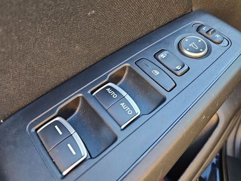 Used 2025 Honda Civic Sport image 32