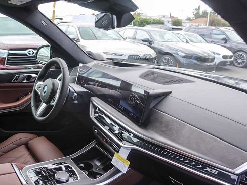 New 2026 BMW X5 xDrive50e w/ M Sport Package image 16