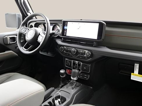New 2026 Jeep Gladiator Mojave AWD/4WD image 19