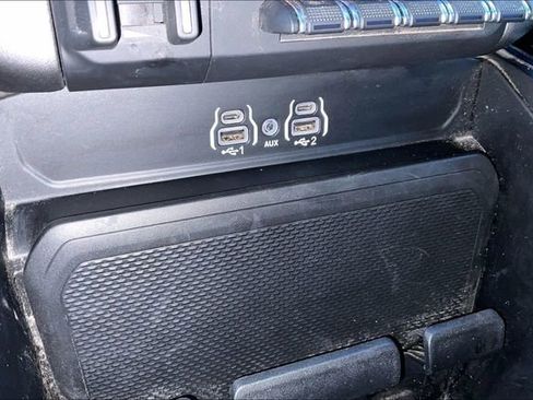 Used 2025 RAM 1500 Big Horn AWD/4WD image 24