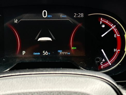 Used 2019 Toyota RAV4 Adventure AWD/4WD image 25