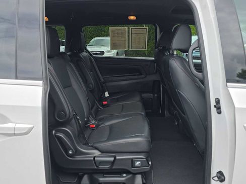 Used 2025 Honda Odyssey Sport-L image 12
