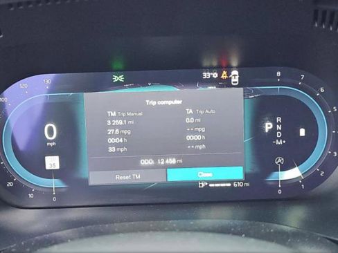 Used 2025 Volvo XC60 B5 Plus image 20