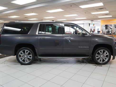 Used 2018 Chevrolet Suburban Premier image 15