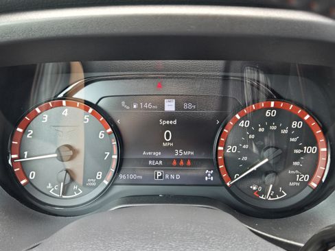 Used 2023 Nissan Titan PRO-4X w/ Pro-4x Convenience Package AWD/4WD image 26