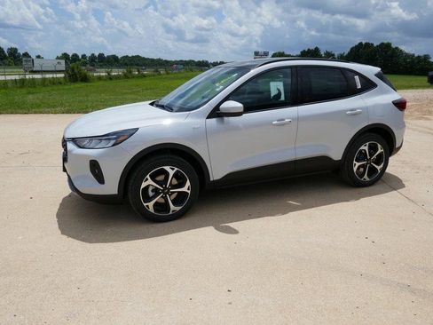 New 2025 Ford Escape ST-Line Elite image 7